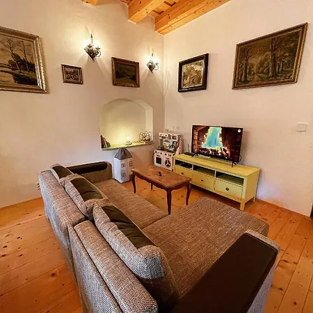 Apartman Strieborna Almazia Apartament