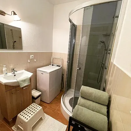Apartman Strieborna Almazia Apartament *