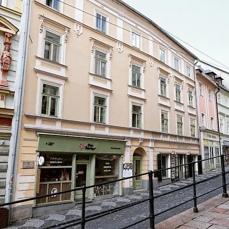 Apartman Strieborna Almazia